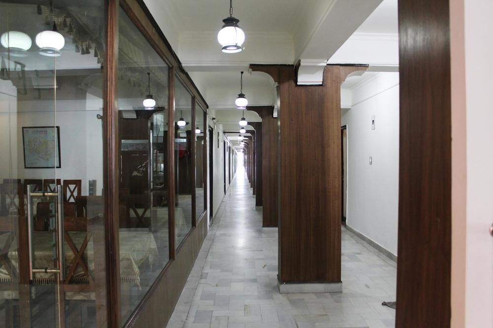 Oyo 1822 Hotel Ambassador デヘラードゥーン エクステリア 写真