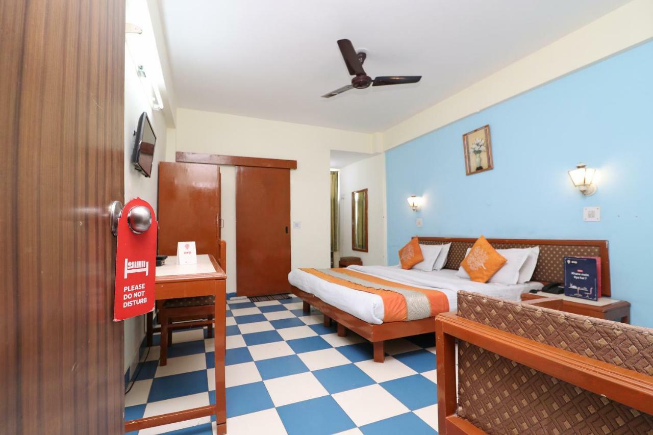 Oyo 1822 Hotel Ambassador デヘラードゥーン エクステリア 写真
