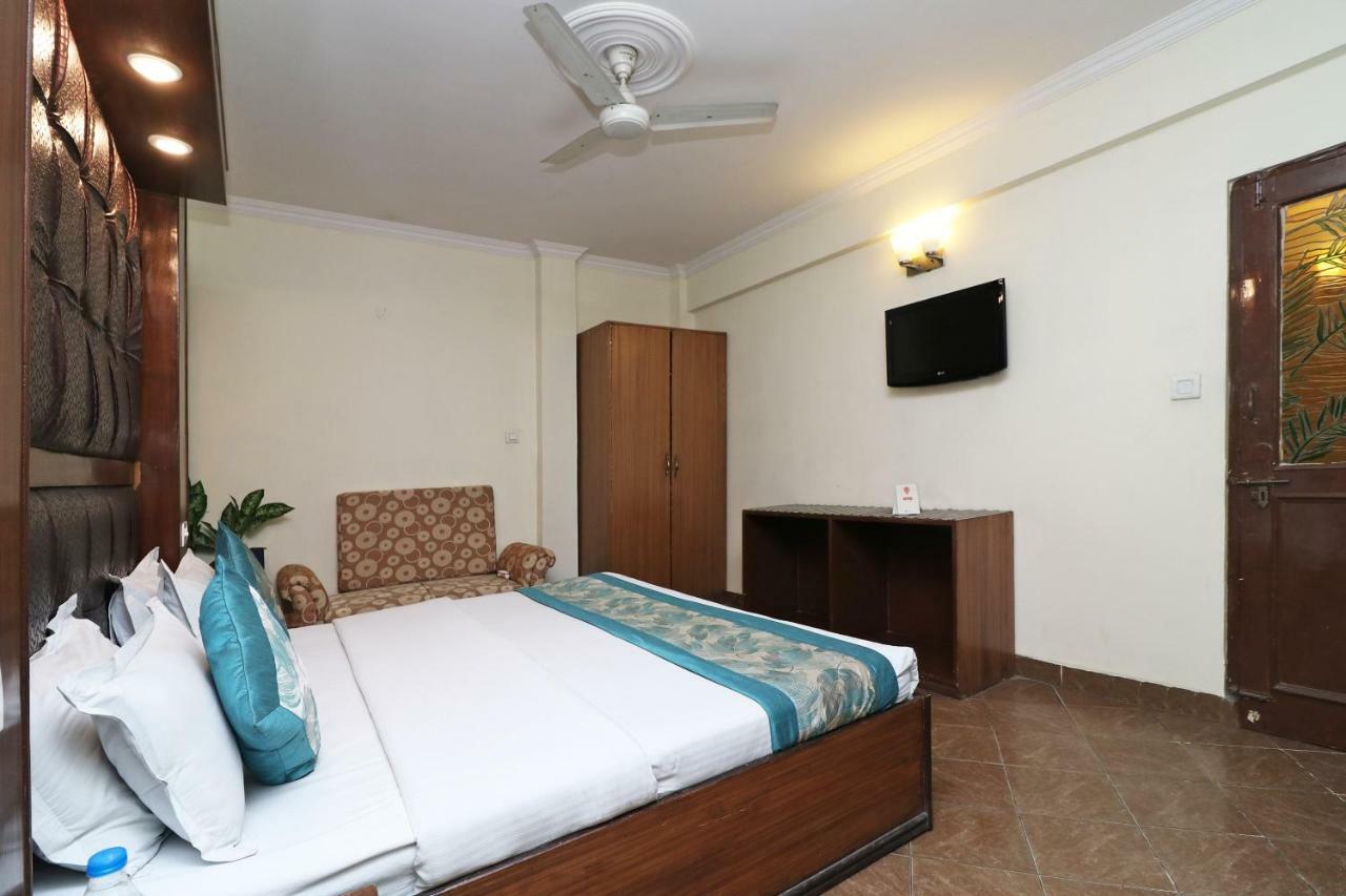 Oyo 1822 Hotel Ambassador デヘラードゥーン エクステリア 写真
